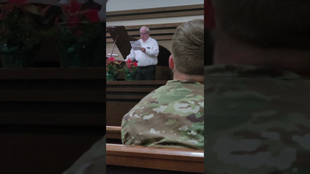 Bob Curry sings O Holy Night