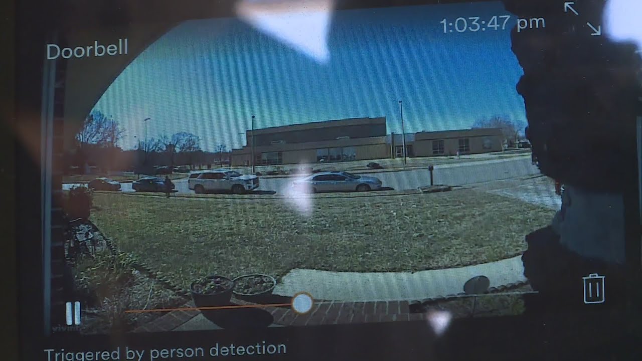 Police: 17-year-old dies following shooting near Chesapeake community center
