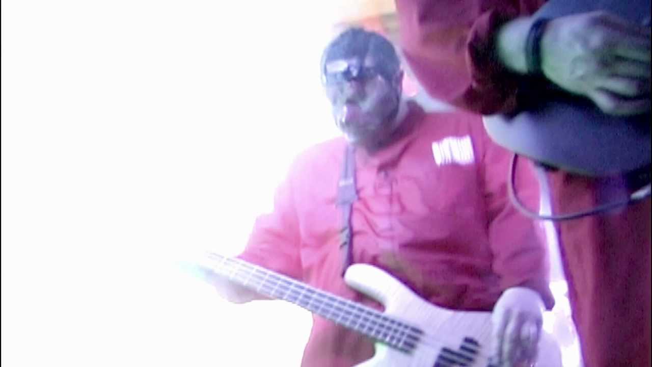 Slipknot: #2 - Antennas To Hell