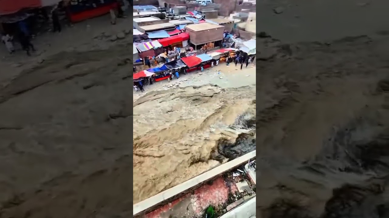 😨 Unbelievable Flash Flood Destroys Everything#flood#shorts
