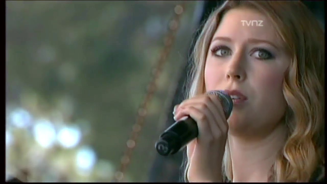 Amazing Grace - Hayley Westenra + piano + subtitles English French