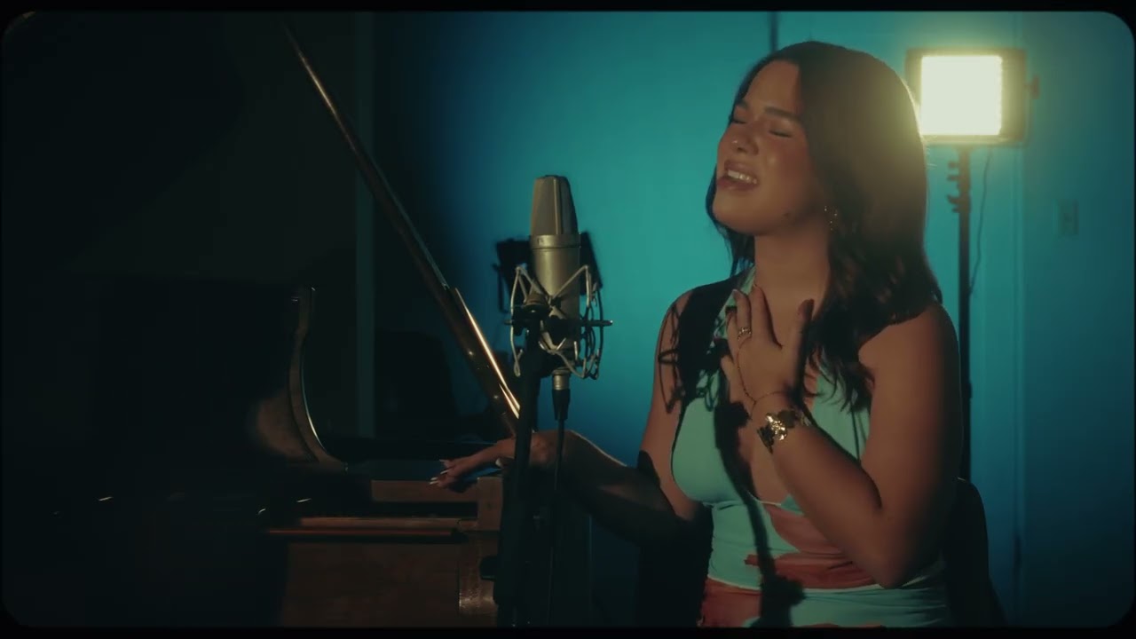 “Turista” - Cover Grabado en Vivo, acompañada por el Pianista @HarryAponte 