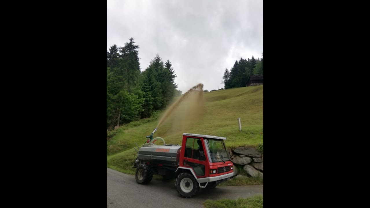 Güllen mit Lindner Unitrac 78 und Lochmann Güllefass | Zillertal