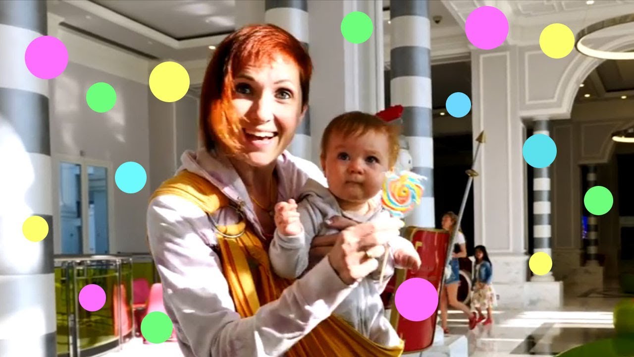 Bianca e Maria in giro per Natale - una bella giornata divertente - video per bambini