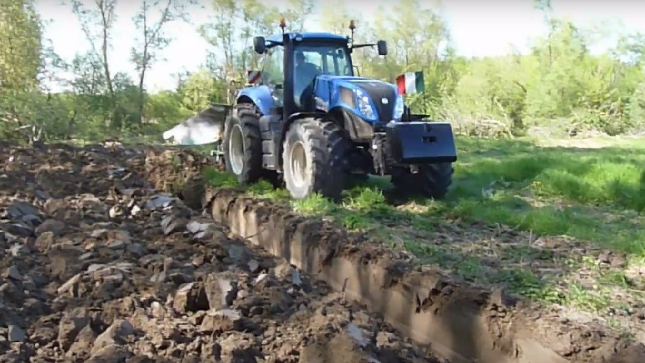 Deep plowing - Made in Italy