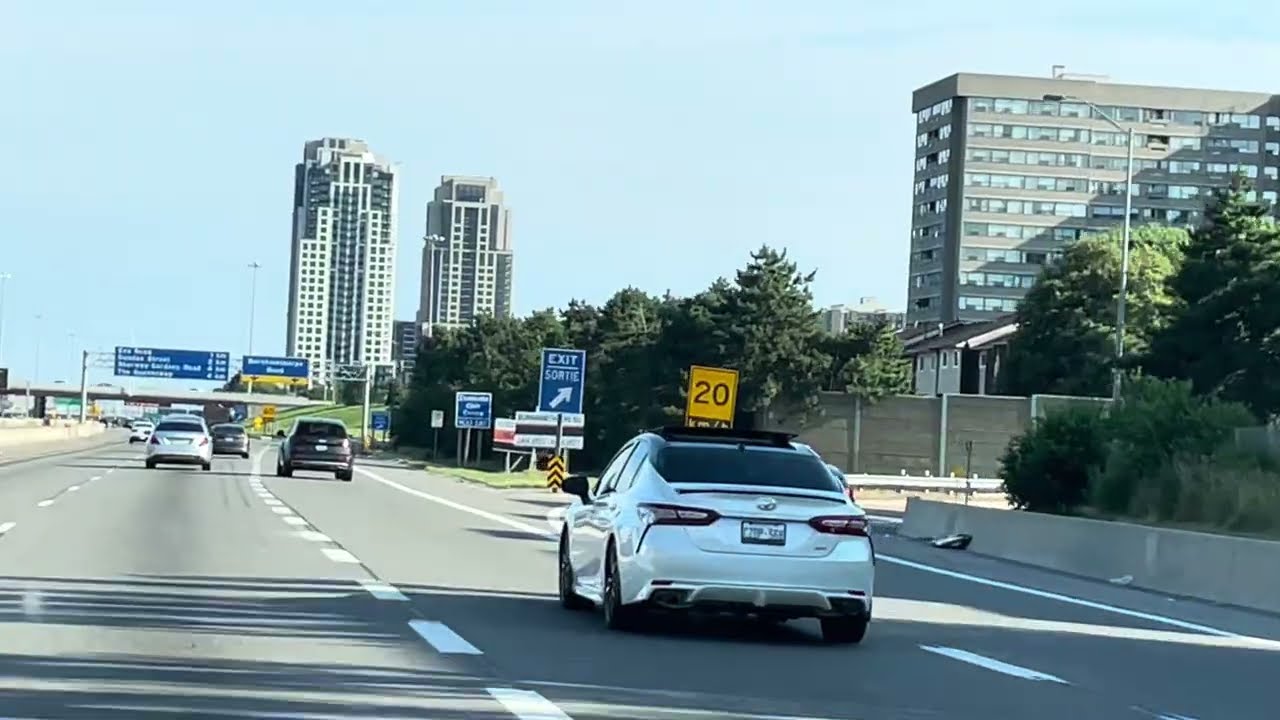 Driving around Canada | Mississauga