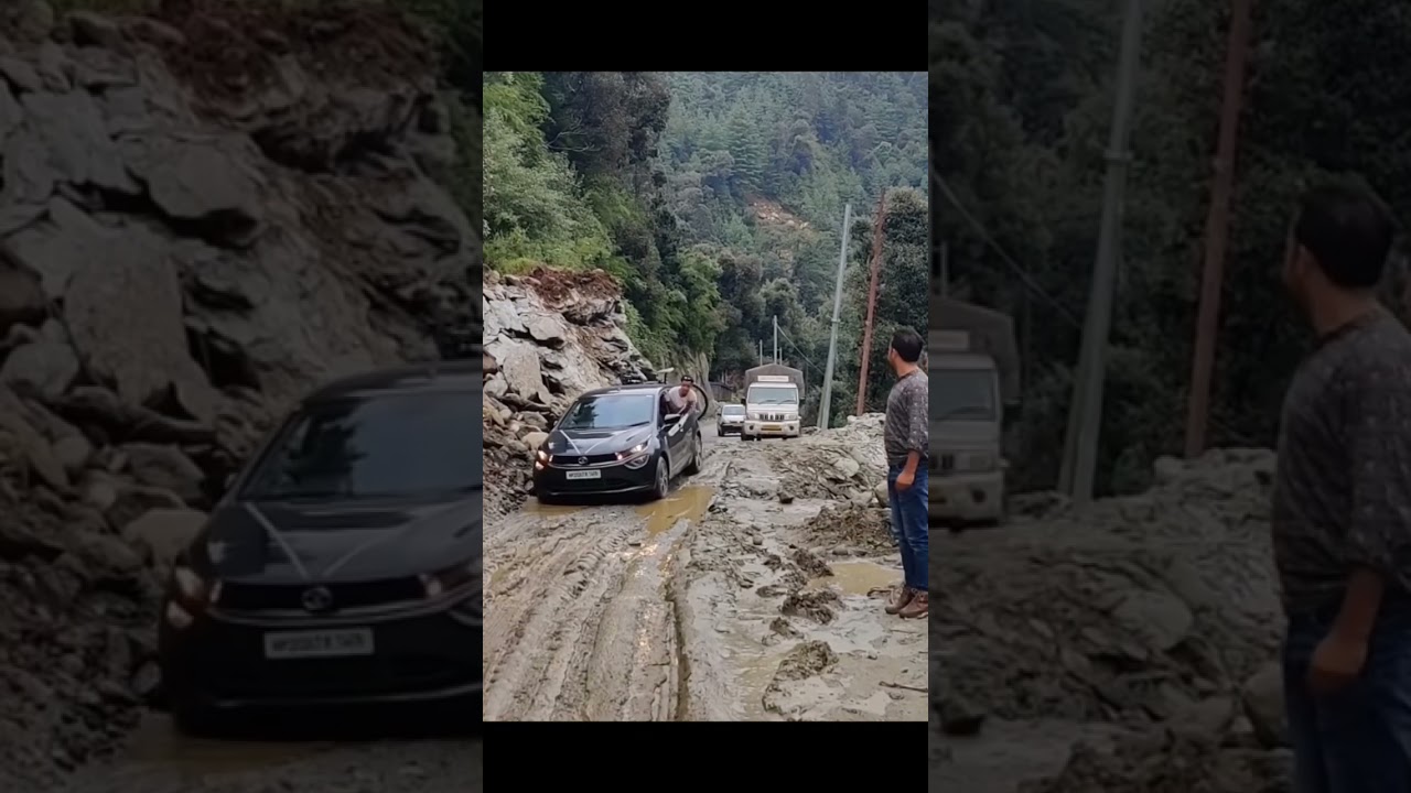 Tata Altroz Mud Testing | Off-road Connection 