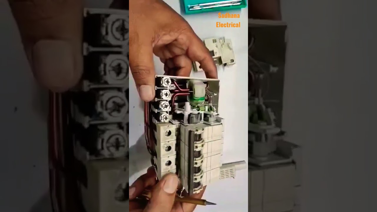 4pole RCBO opened ⚡⚡⚡