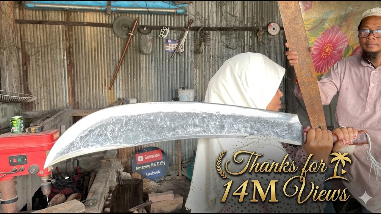 SWORD MAKING CHALLENGE / HOW TO FORGE A GIANT SWORD FROM A BIG CHAINSAW BLADE