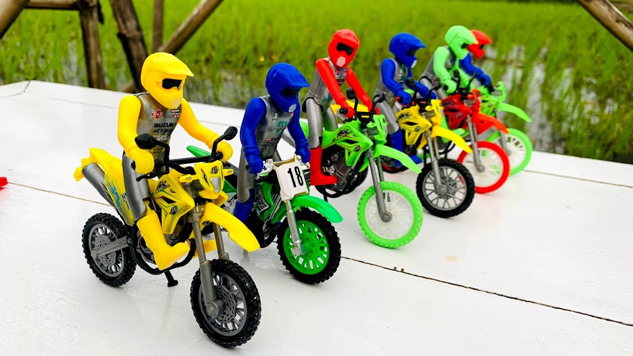 Dirt Bike Finger | Mini X-Trail Motocross | Amateur Dirt Bike | Team KTM | Team KLX, Team CRF 
