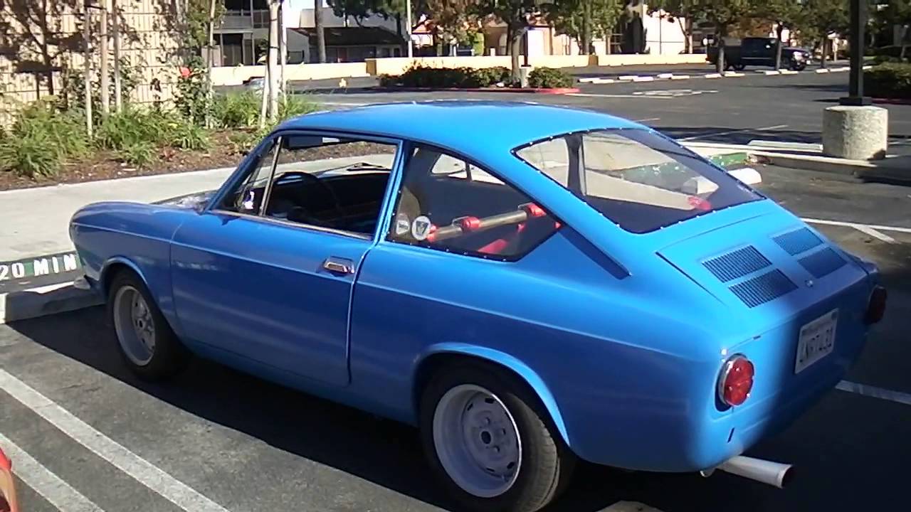 Fiat 850 Coupe - Nice Dual Engine Sounds