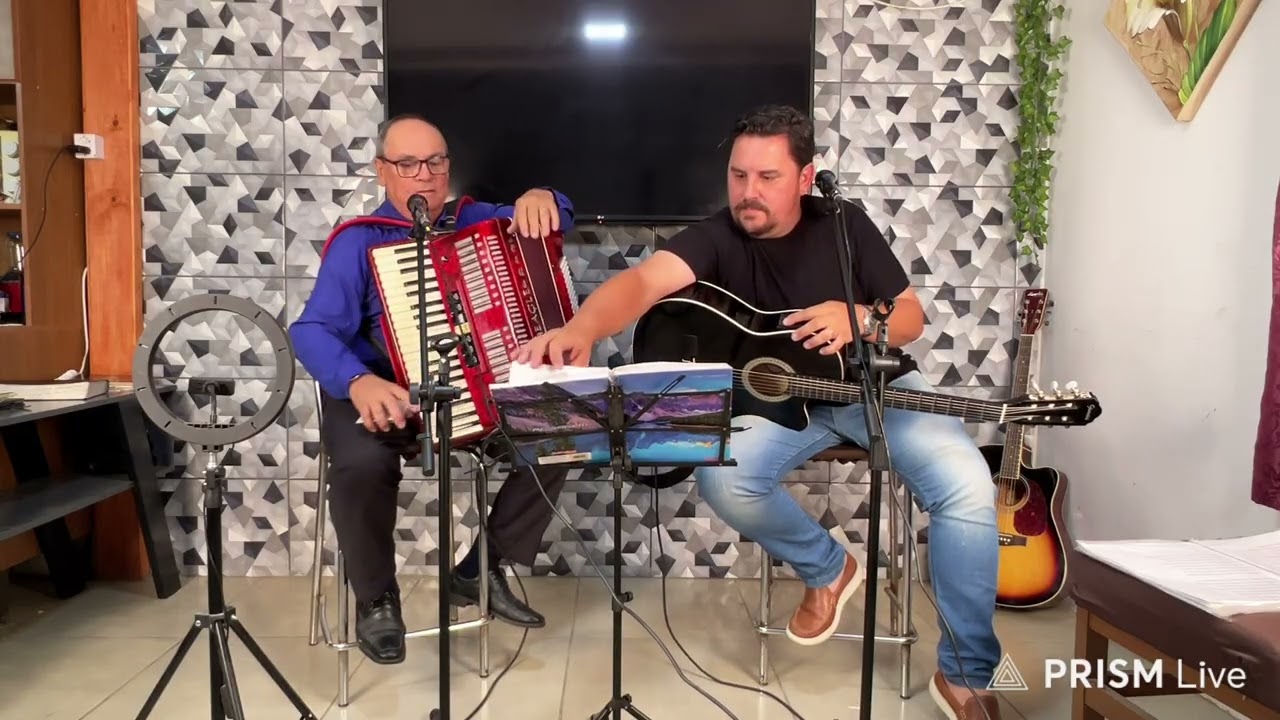 “Live Jesus te ama” com “Jamir Soares e Alexandre Soares”.