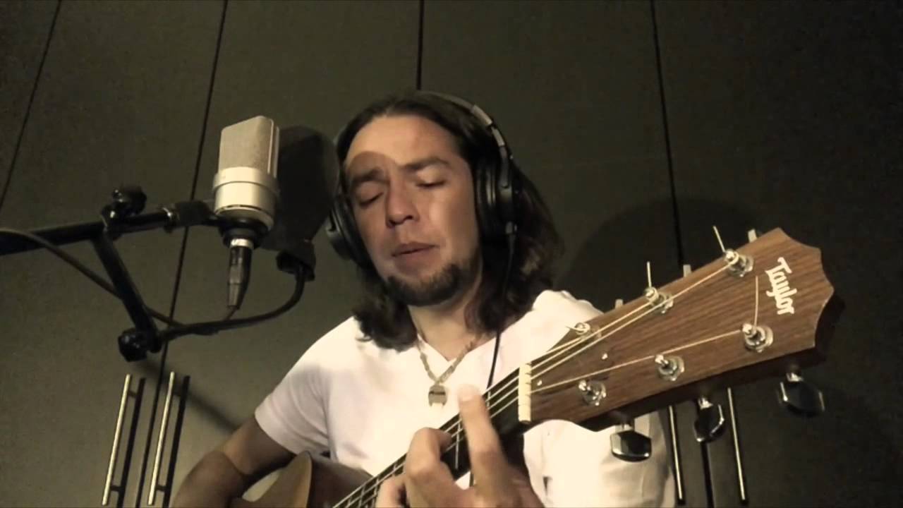 Sábanas de seda - Rodrigo Rojas