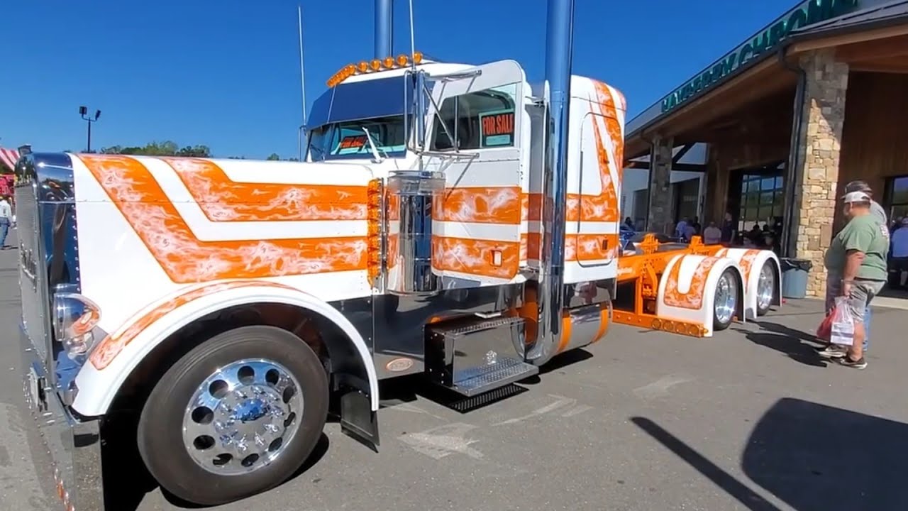 Mayberry Truck Show 2025 in Mount Airy NC Big Semi Trucks Kenworth Mack Peterbuilt Scania