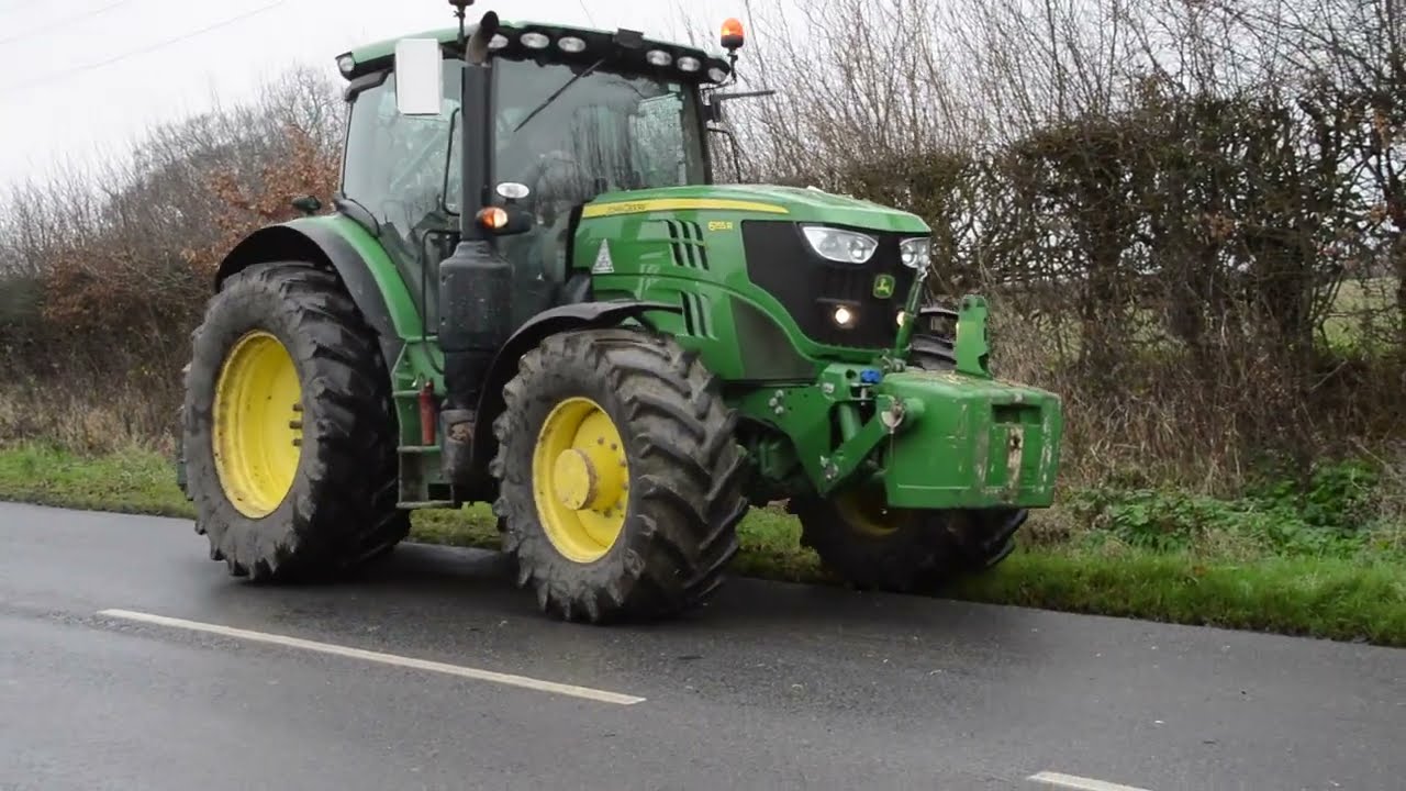 Hedge cutting 2022 - John Deere 6155R with Spearhead Twiga trimmer (1/2)