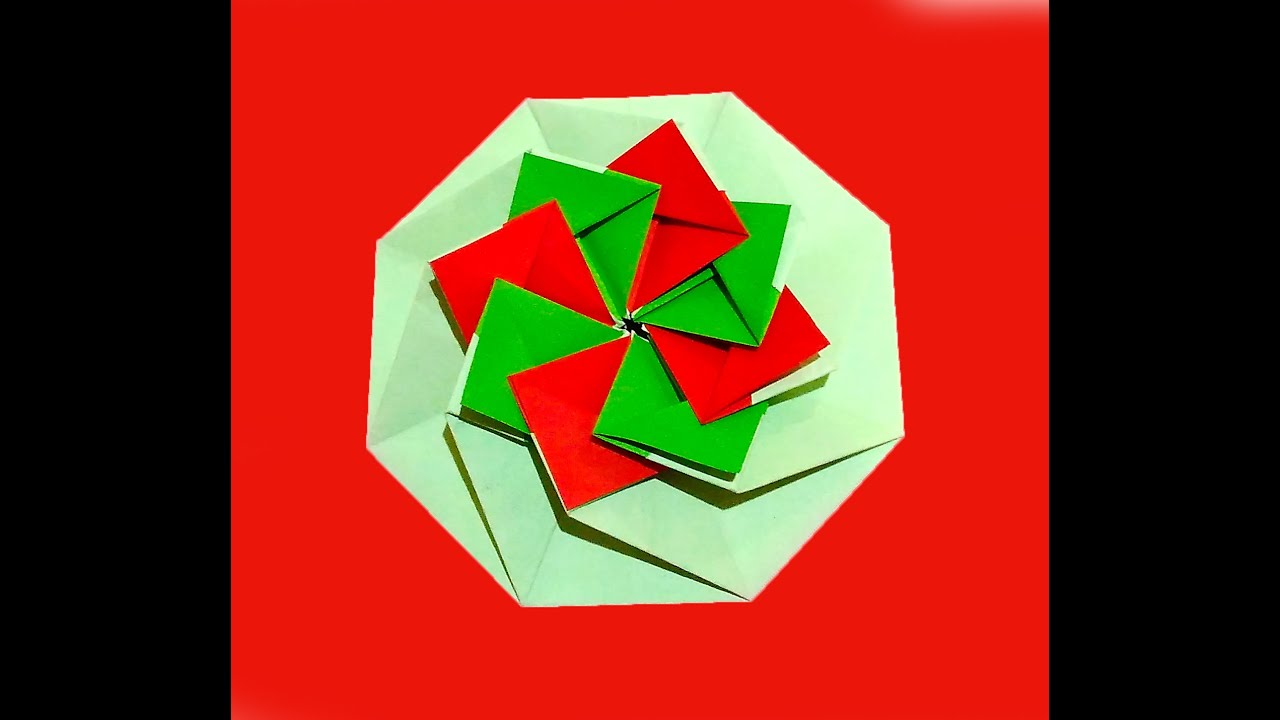 Origami gifts - coasters or placemats! Origami octagonal tato.  Great ideas for Easter