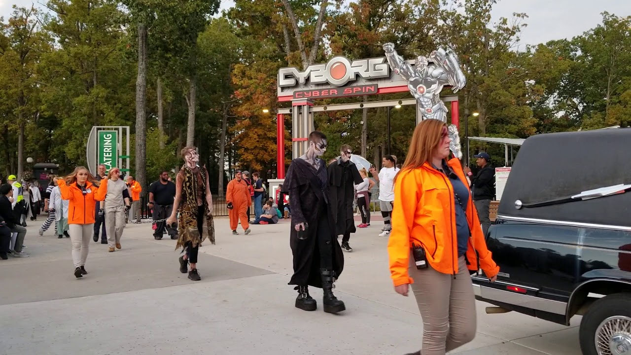 The Ghoul Parade Six Flags Great Adventure Fright Fest 2019