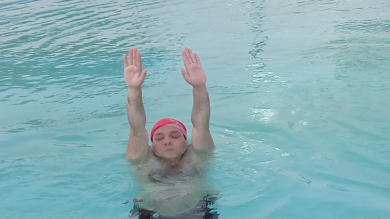 Swimming in Pool Taus camp,Qarn Alam ,Oman
