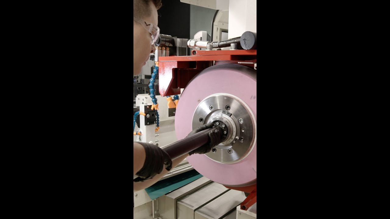 Machinist Installs Tyrolit Wheel to Grind 16-Sided POLYGON🔧 #shorts