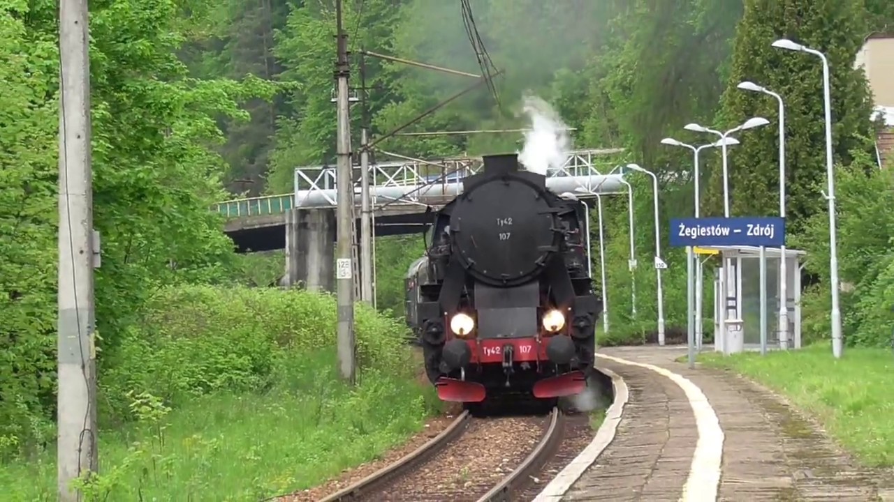 Parowóz Ty42-107 z pociągami retro Nowy Sącz - Krynica i Nowy Sącz - Chabówka, 24-26.05.2019