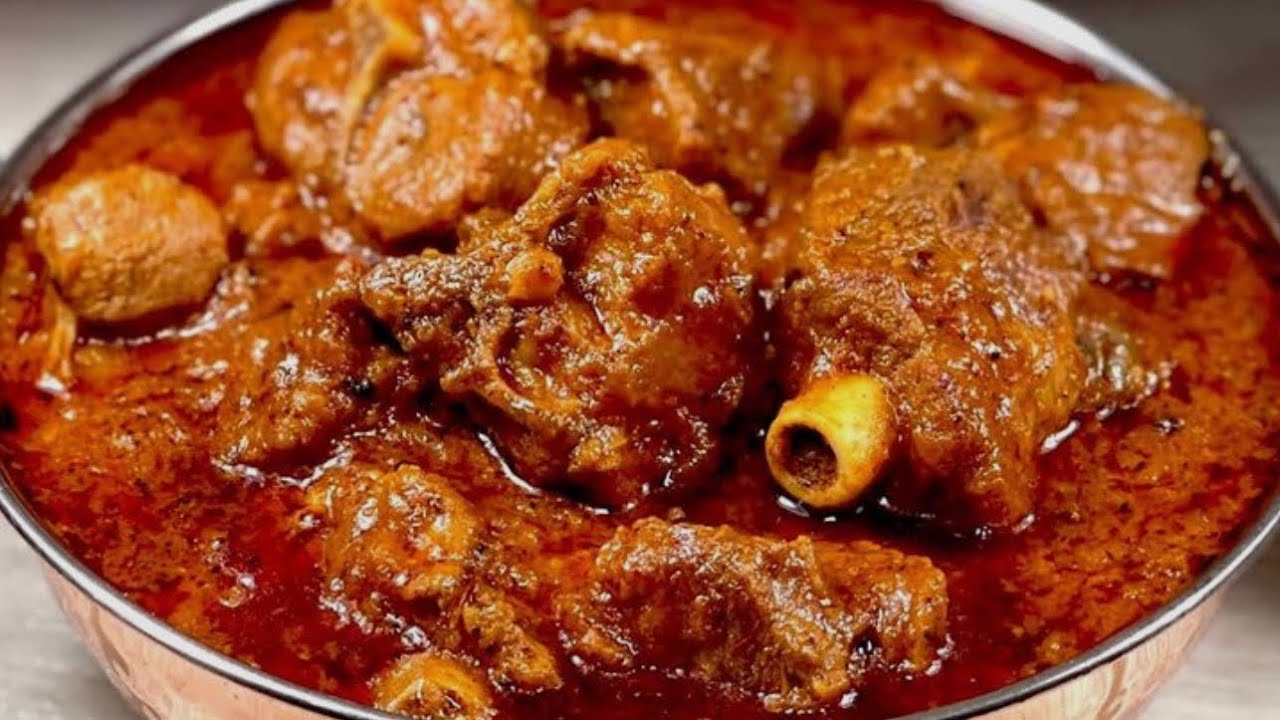 This Mutton Korma deserves a slow-motion bite 😋🔥Rich gravy, tender mutton, full vibes 🍛 #MuttonKorma