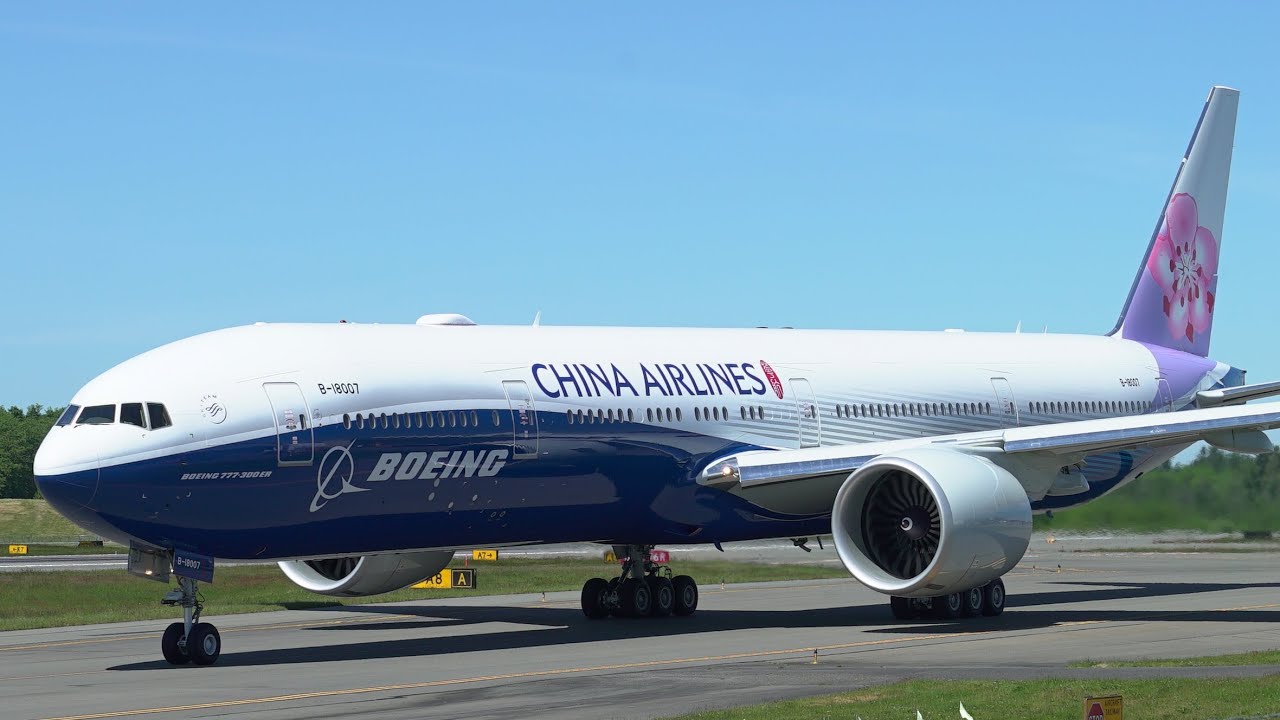 China Airlines 777 Dreamliner Livery Awesome Test Flight @ KPAE