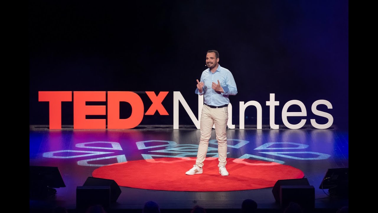 Rena&icirc;tre apr&egrave;s un trauma | Dimitri ZAMPARO | TEDxNantes