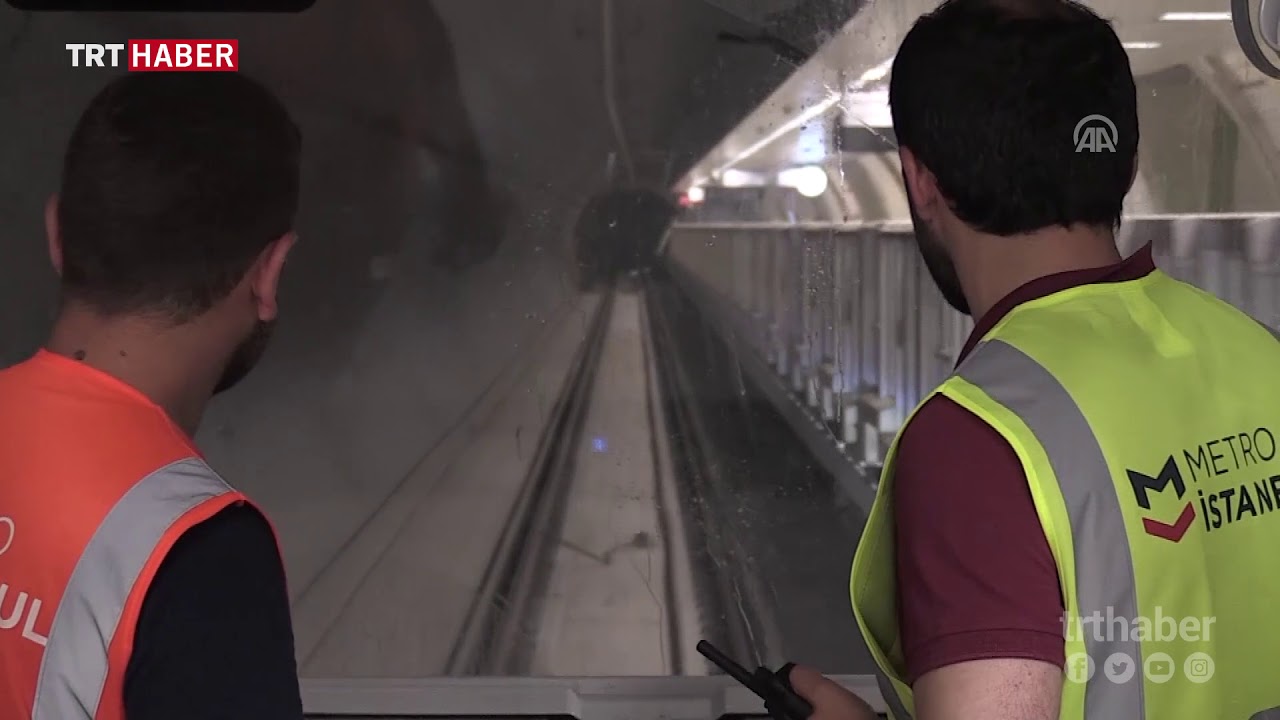 Sürücüsüz metronun ikinci etabında test sürüşleri sürüyor