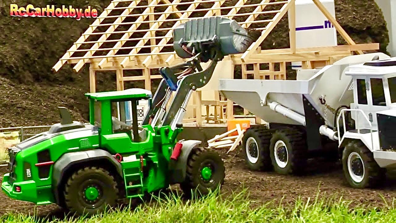 AWESOME RC TRUCKS, RC EXCAVATORS, RC WHEEL LOADERS, RC CONSTRUCTION ZONE MESSE ERFURT 2024 p5