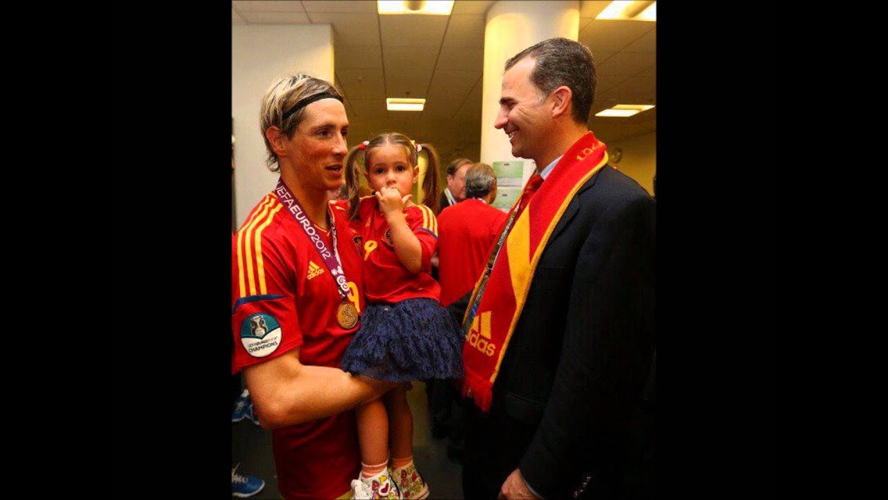 Fernando Torres and his Kids Nora & Leo