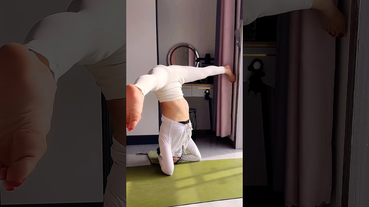 Yoga Split and Handstand Challenge for Flexibility & Strength #shorts