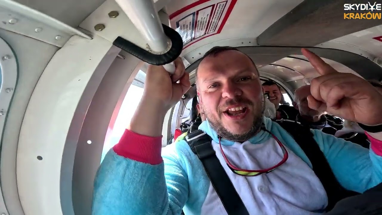 skok ze spadochronem 14.06.2023 pobiednik wielki