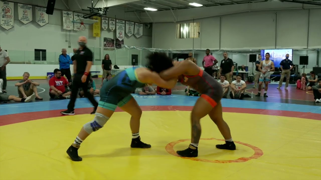 USA Wrestling Olympic Camp Training Match: Mallory Velte vs Alexandria Glaud&eacute;