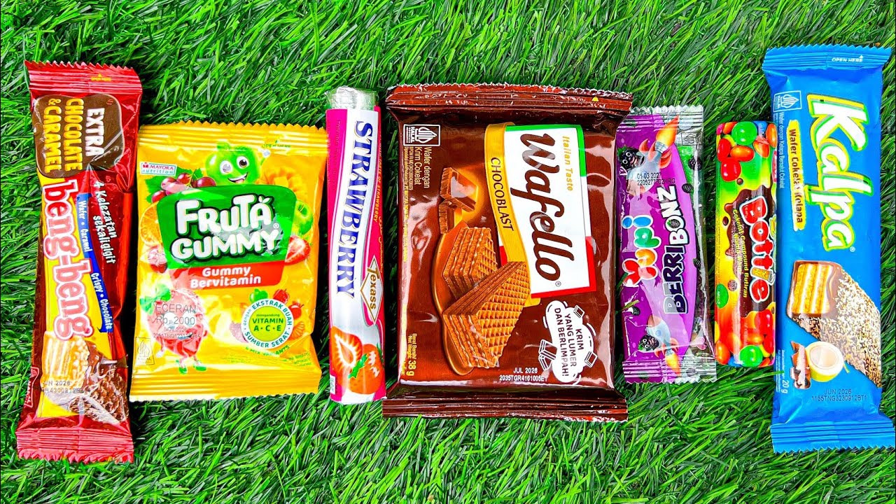 ASMR Most Popular Candys / some lots of colorful rainbow lollipop candy / unpacking chocolate eat