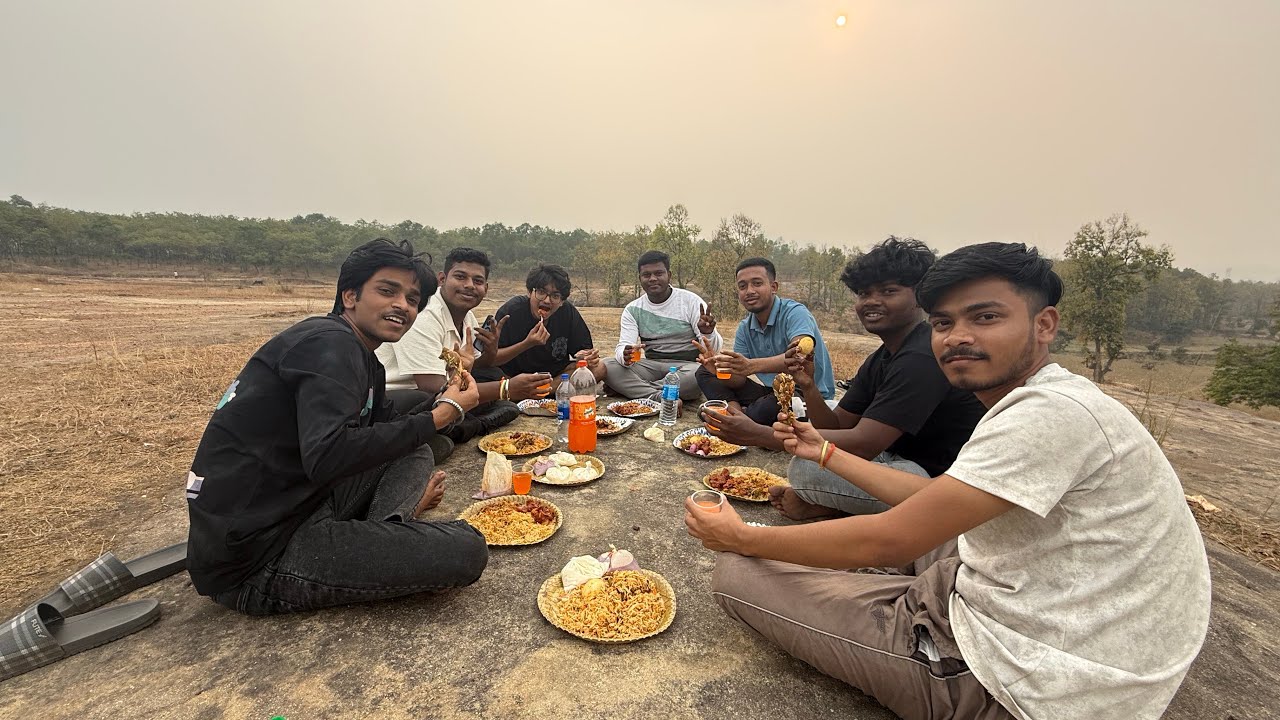 Biryani party kiye dost log ke sath 🙂🍛 Day33