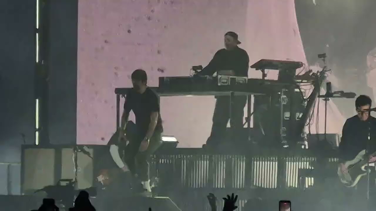 Deftones- My Own Summer live