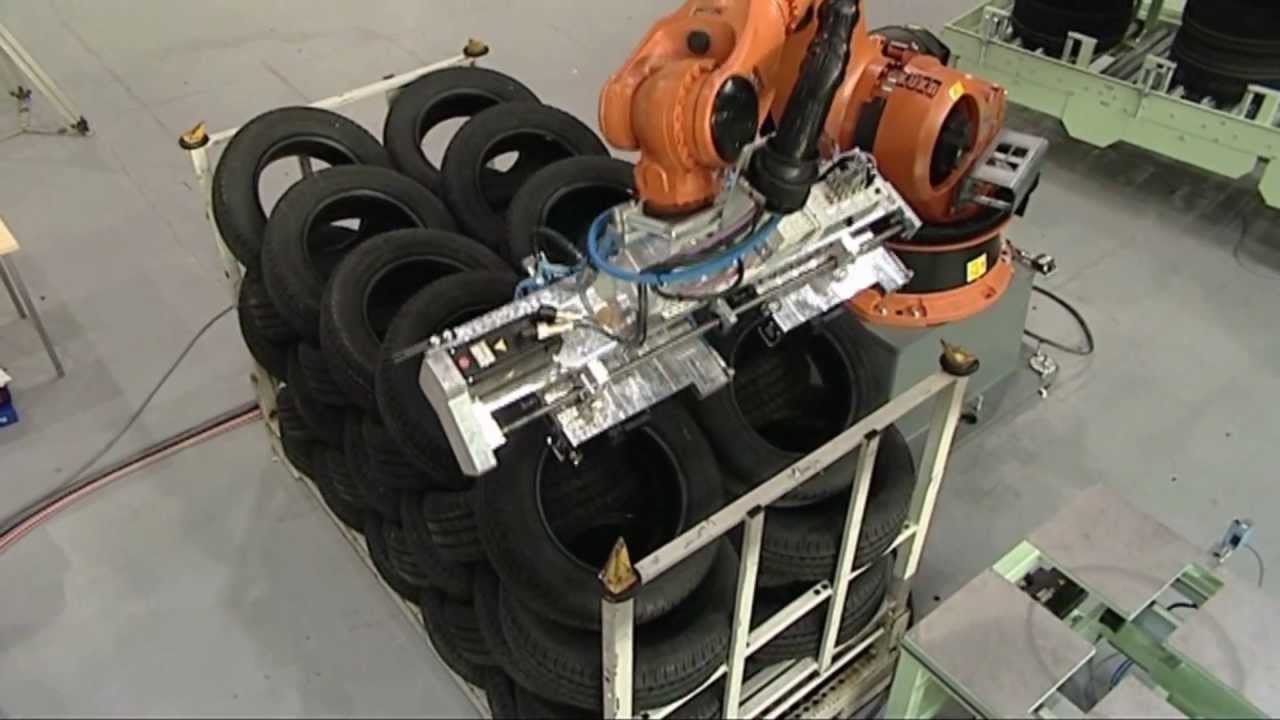 Fully automated handling for tire manufacture