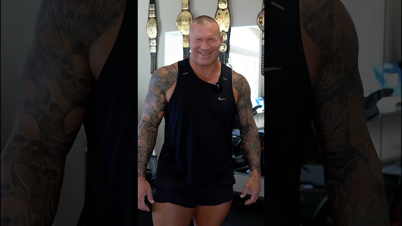 Nothing is off limits when it comes to Randy Orton’s chest meals 😂🍰🍕