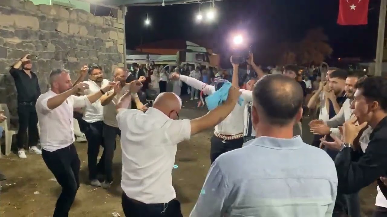 KARA KAŞ GÖZLERİN ELMAS nigde obruk köyü dugunleri #öneçıkar #oyunhavası @nigdedugunleri5794