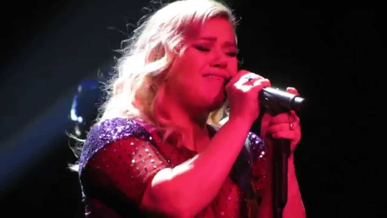Kelly Clarkson 