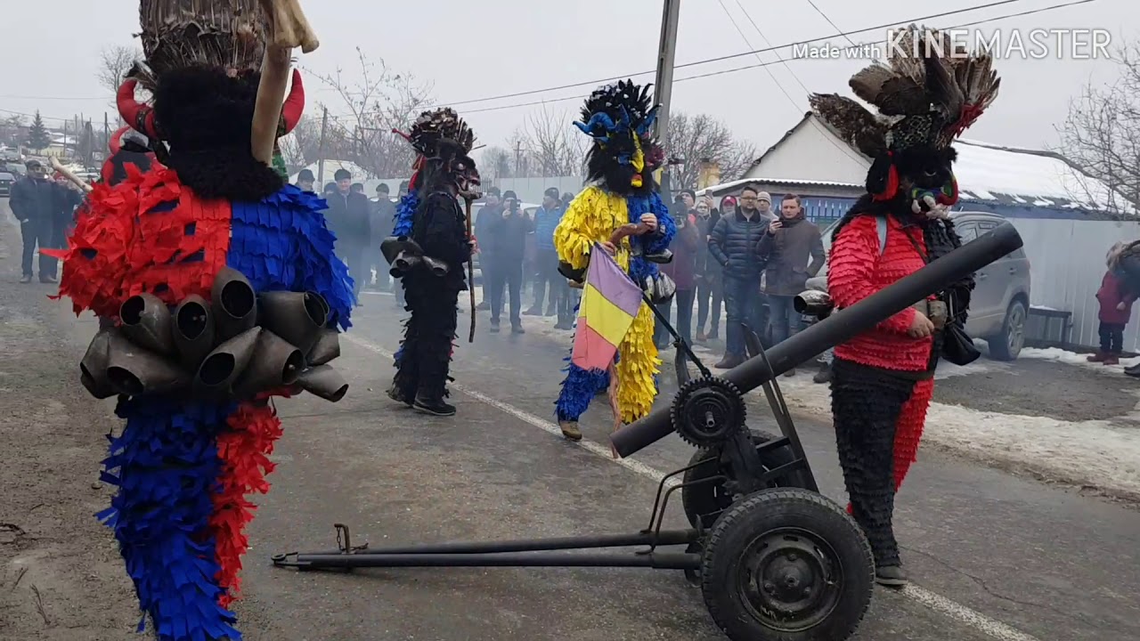 Obiceiuri de anul nou Comuna Ion Creangă 2018