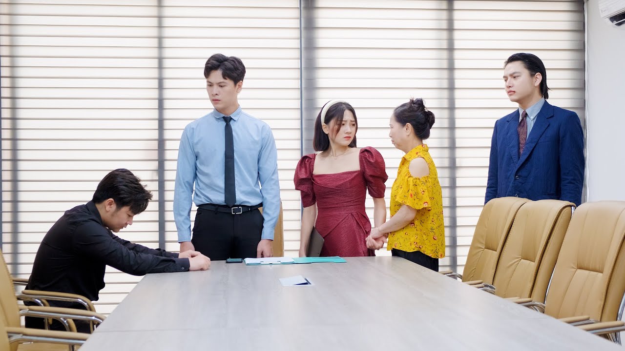 Phó Chủ Tịch Ngược Đãi Bà Giúp Việc Không Ngờ Lại Chính Là Mẹ Ruột Của Mình Và Cái Kết - Tập 1134