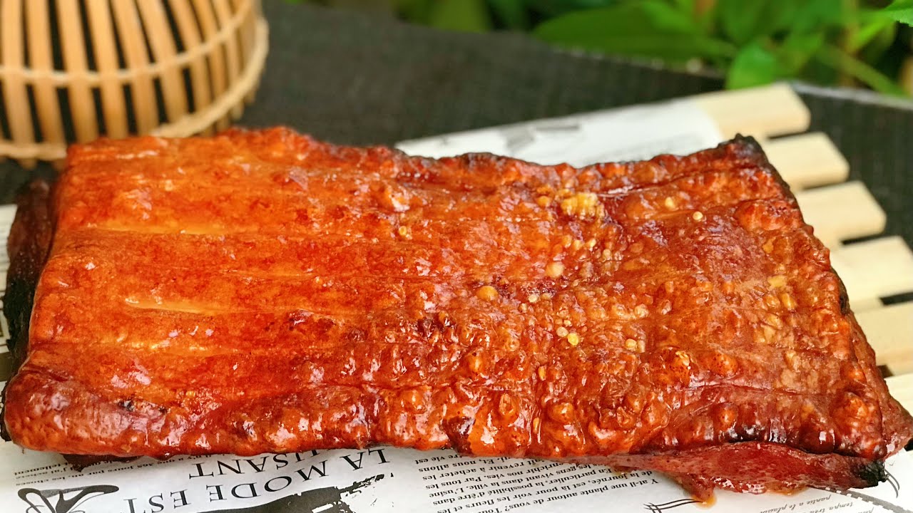 របៀបធ្វើសាច់ជ្រូកបីជាន់ខ្វៃ ( Crispy Pork Belly ) N.L Cooking