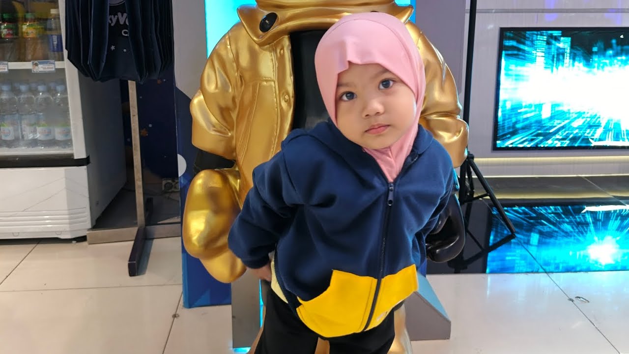 Main Timezone di Matahari Bekasi