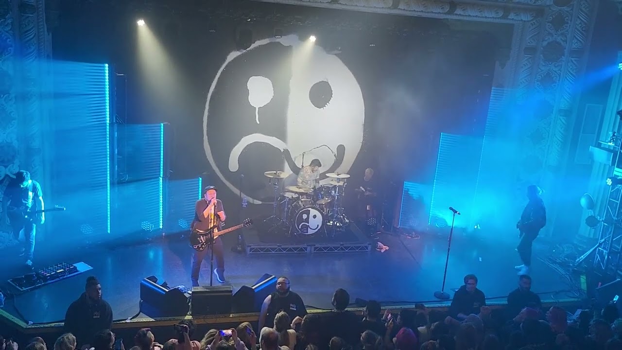 Heartbreak Feels So Good - Fall Out Boy @ The Metro 1.25.23