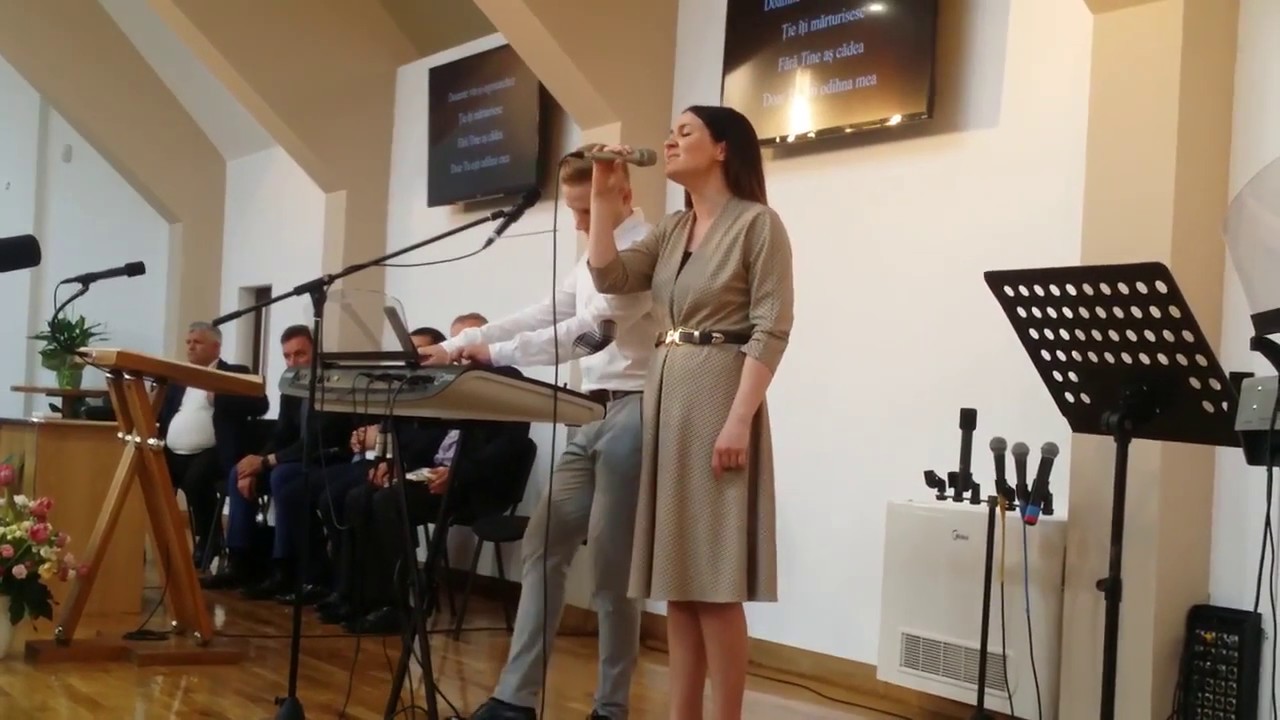 Cristi si Emma Repede - Eu de Tine am nevoie Biserica Filadelfia Bistrita | 12 04 2018 |