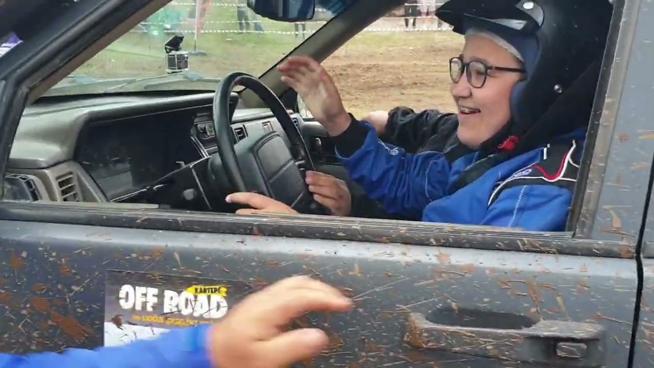 KARTEPE OFFROAD  YARIŞA  TIM JEEP GRAND CHROKEE 4.0