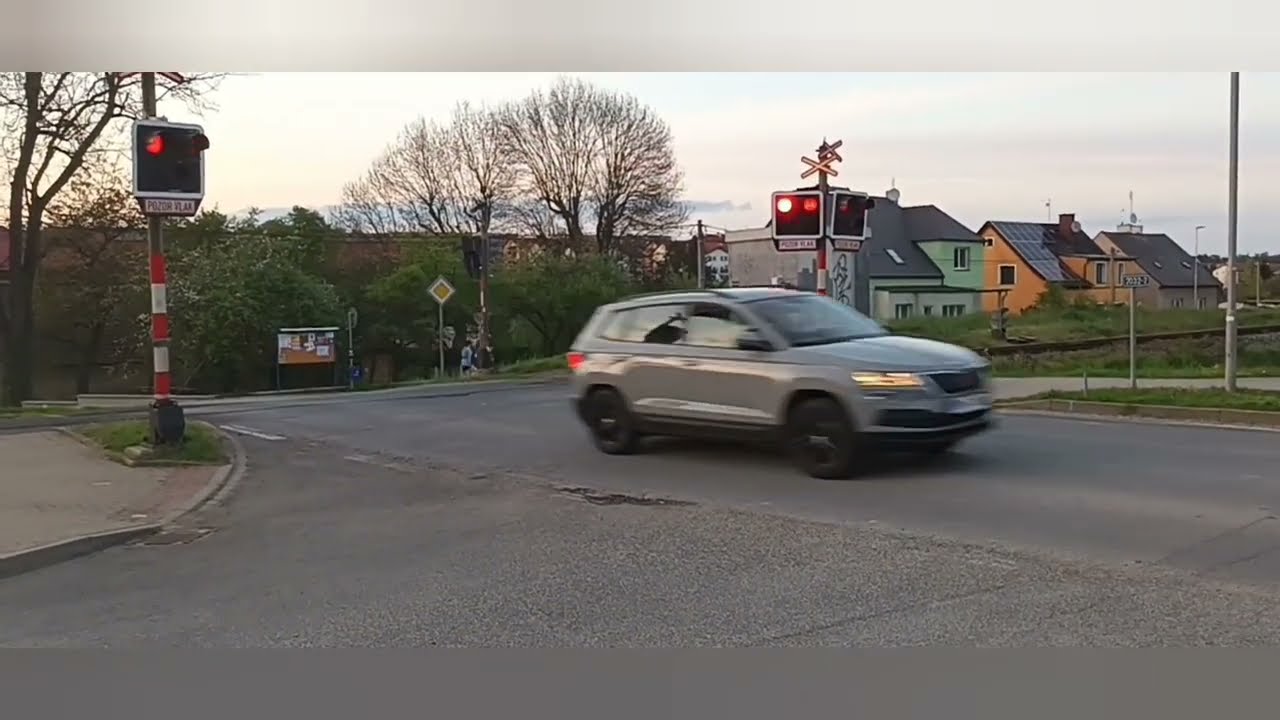 Proměny železničních přejezdů #1 Vejprnice