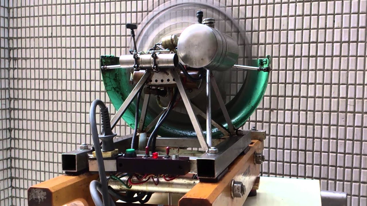 Miniature rotary engines Bentley BR2