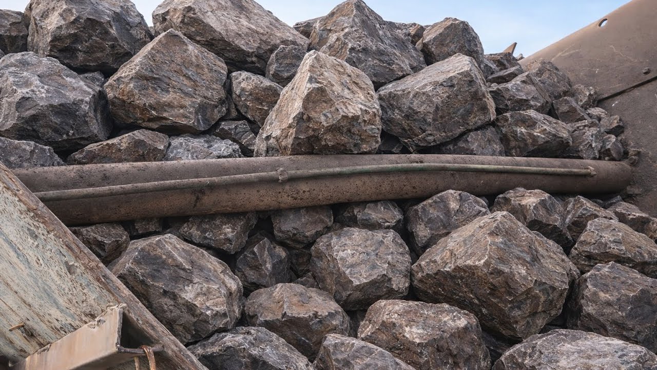 BIG ROCK 🪨 Crusher Machine - FULL Powerfull Process A Giant in Action-Big Rock Crushing#asmrvideo 
